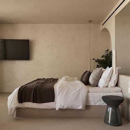 Uzenie All Suites Boutique Resort (Adults Only) Adelianos Kampos Bagian luar foto