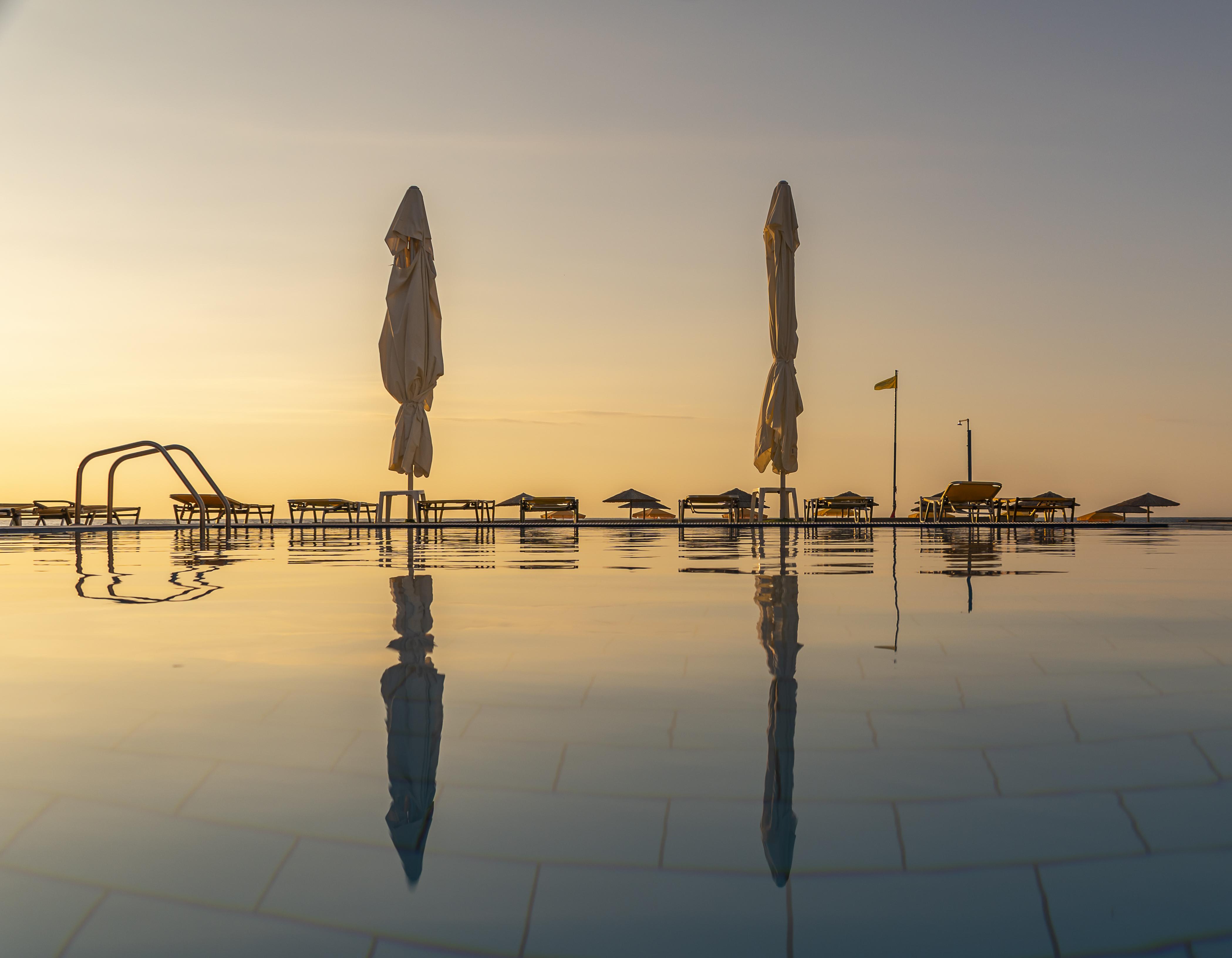 Uzenie All Suites Boutique Resort (Adults Only) Adelianos Kampos Bagian luar foto